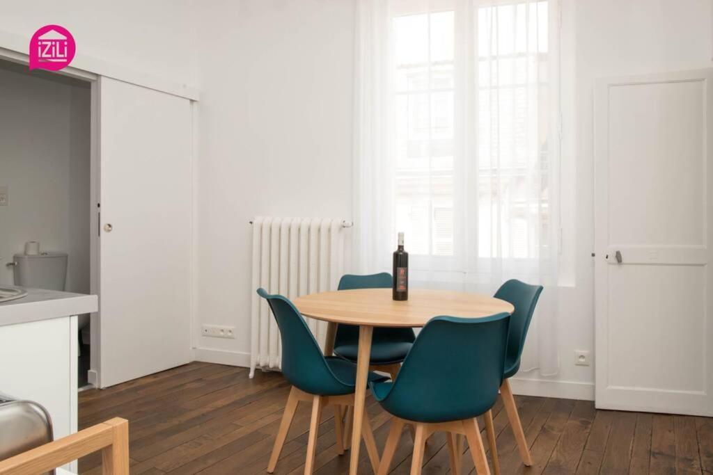 Apartament Le Karijini - Hyper Centre, Poitiers Zewnętrze zdjęcie
