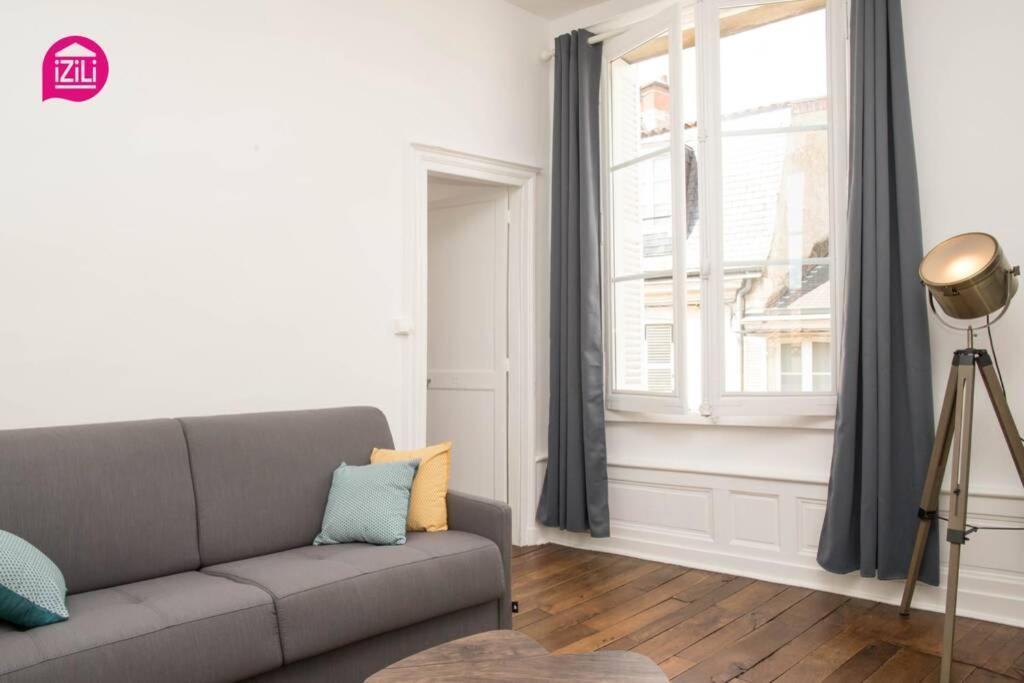 Apartament Le Karijini - Hyper Centre, Poitiers Zewnętrze zdjęcie